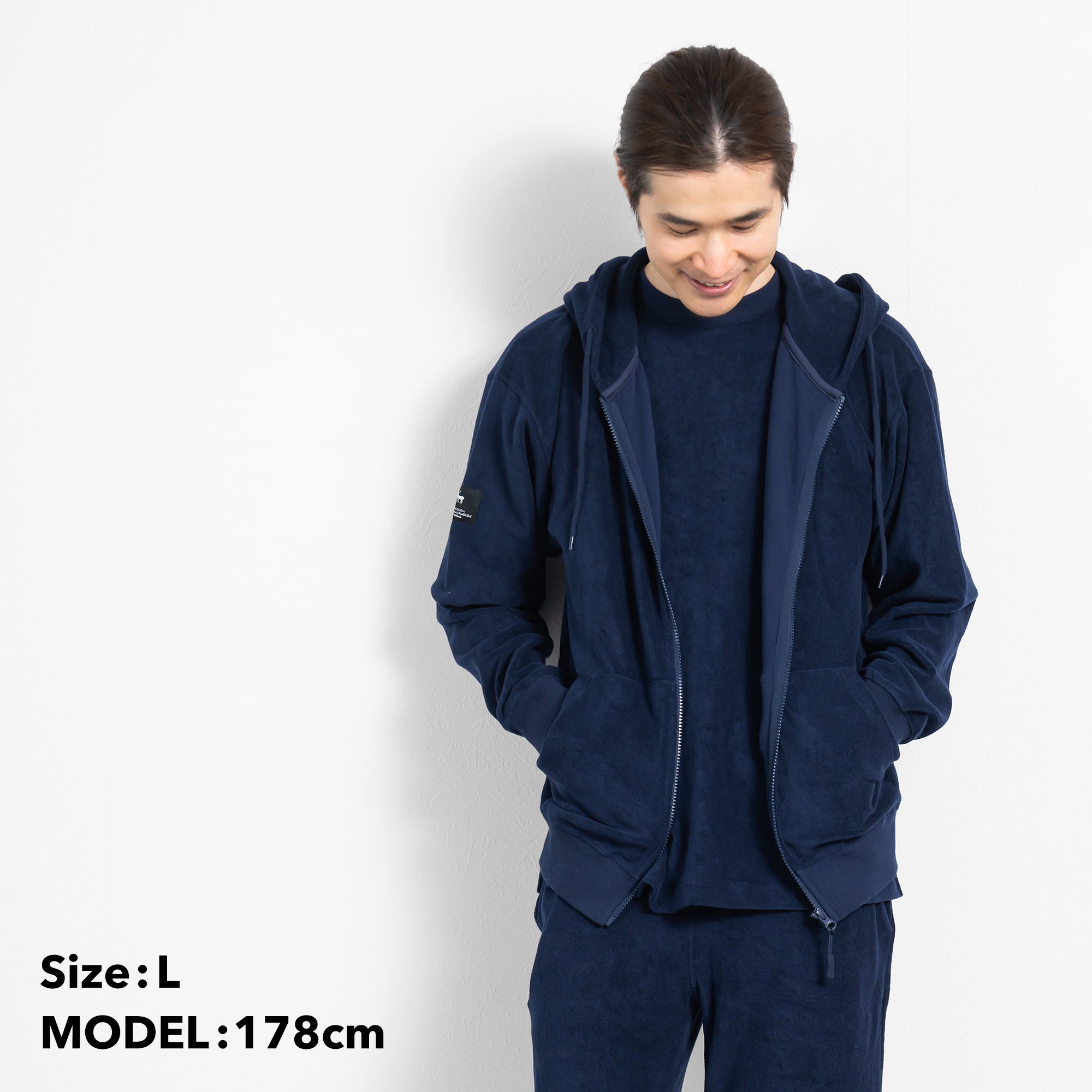 TNOC THE ROOM WEAR PILE HOODIE