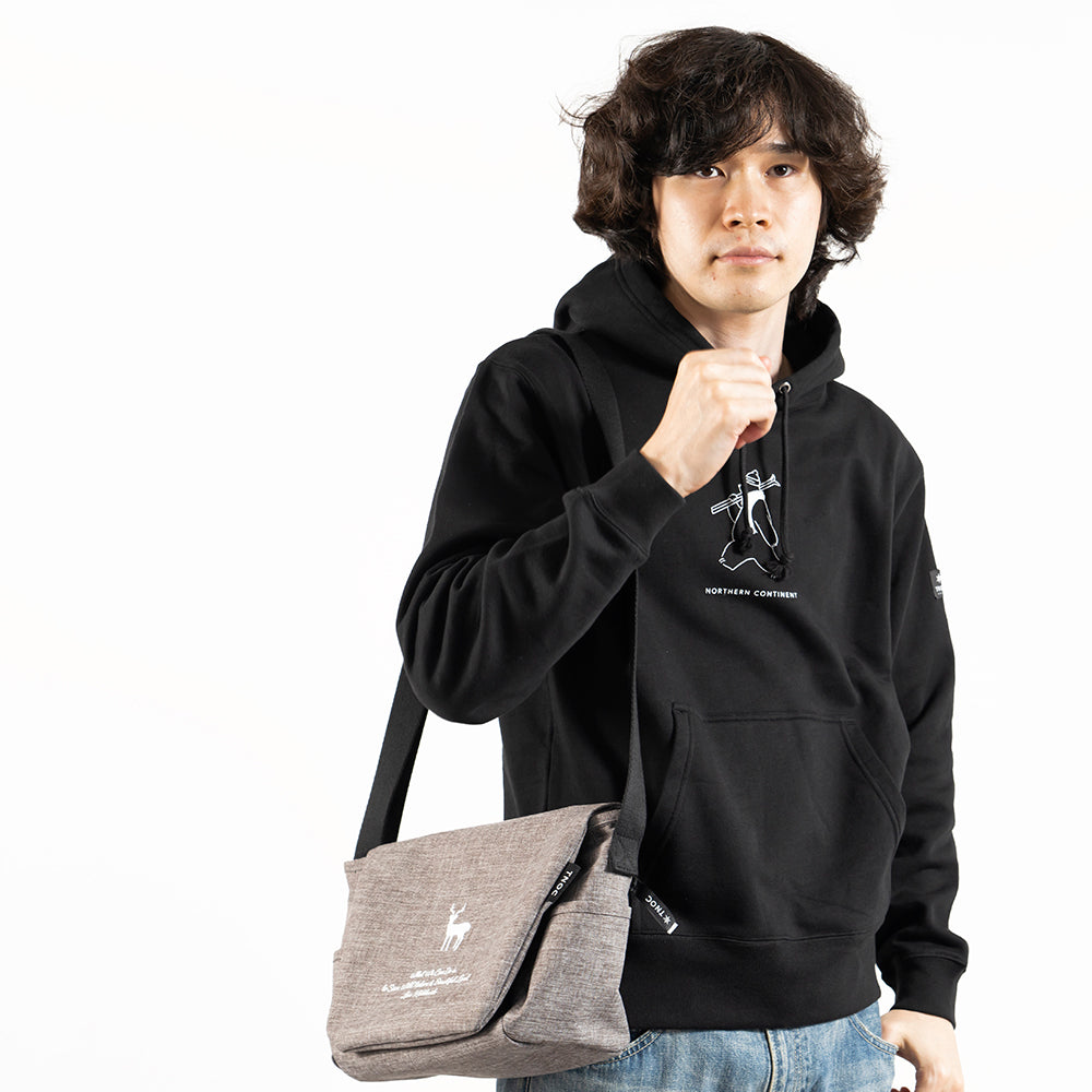 TNOC THE HOODIE PULLOVER / SKIING BEAR