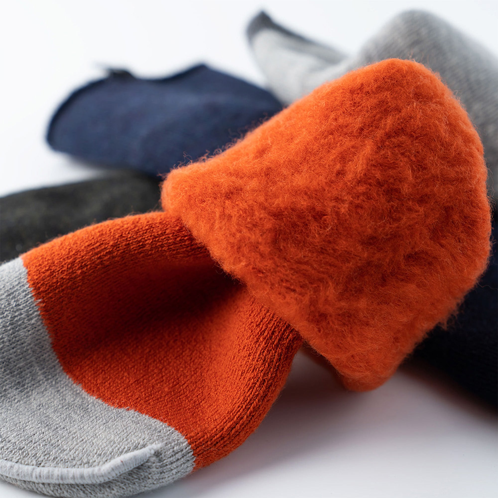 TNOC THE WARM SOCKS-YT