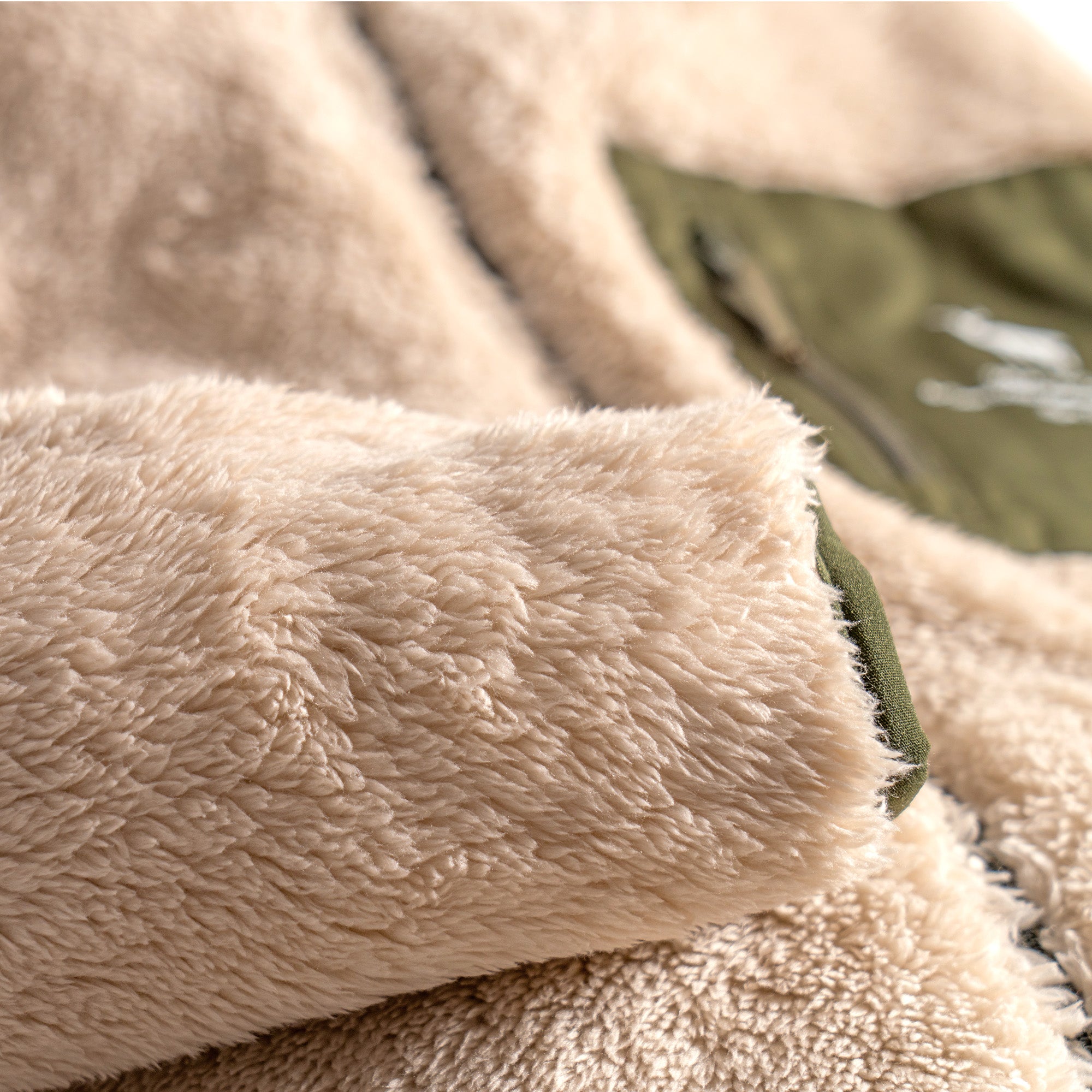 TNOC THE FLEECE ZIPUP2