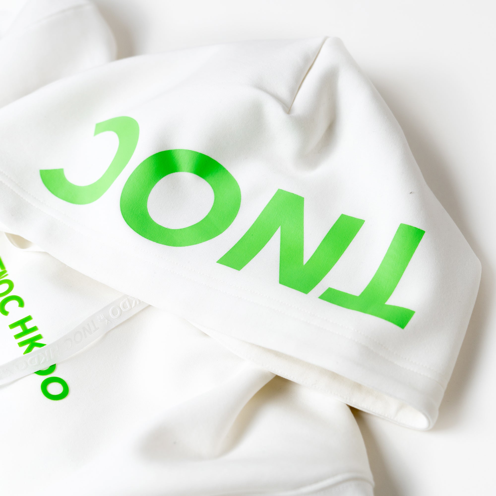 TNOC MOVE THE HOODIE PULLOVER