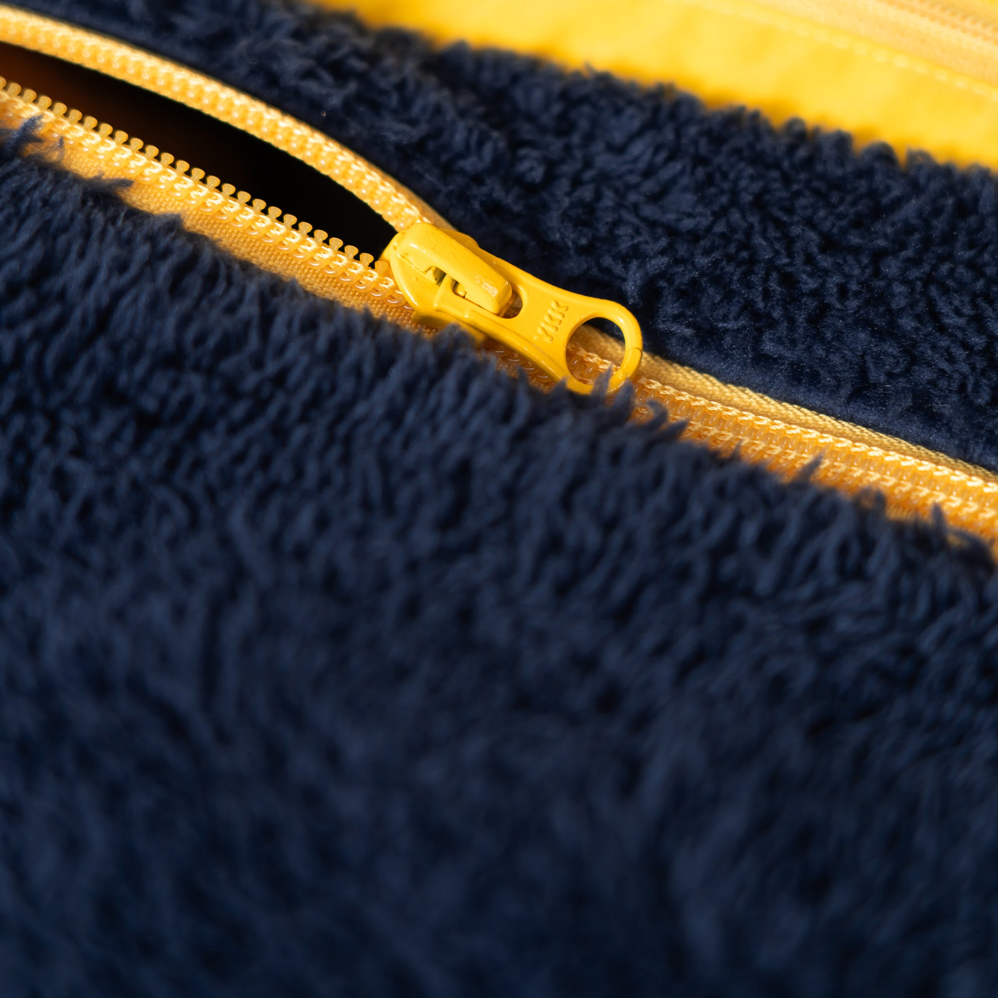 TNOC THE FLEECE ZIPUP2